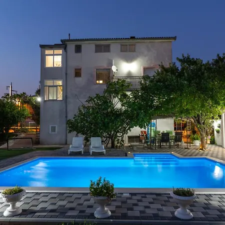 With Private Pool *